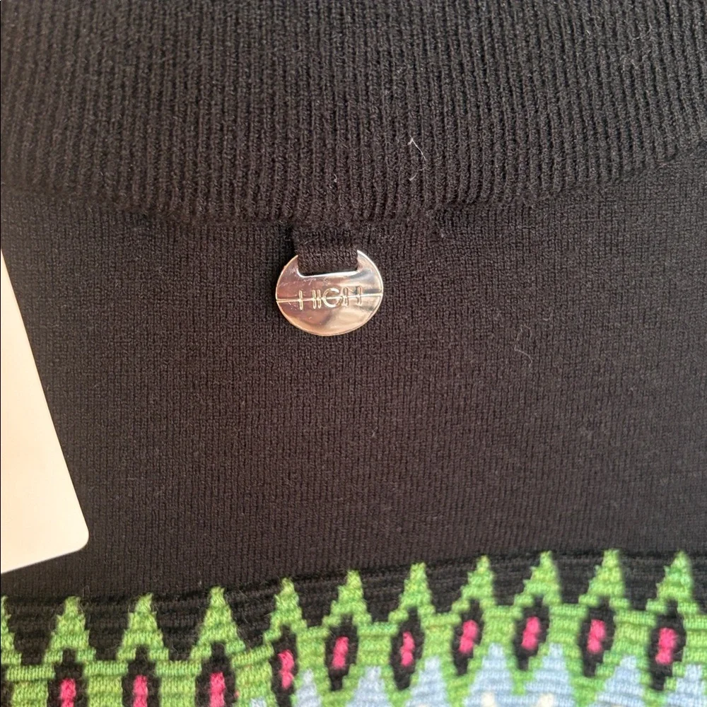 High Wool Sweater with Colorful Geometric Pattern - Picture 4 of 6